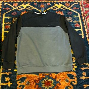 Calvin Klein Women’s Crewneck